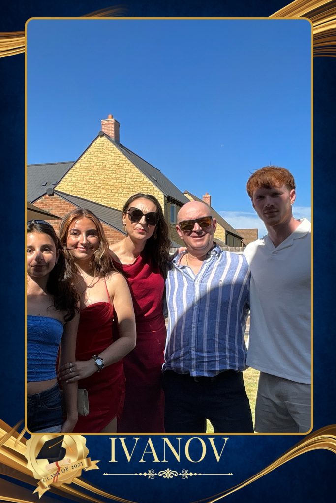 Digital Selfie Pod Graduation party Ivanov 2025